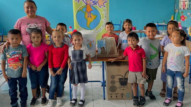 GUATEMALA_FILTROS ESCUELAS3.jpg